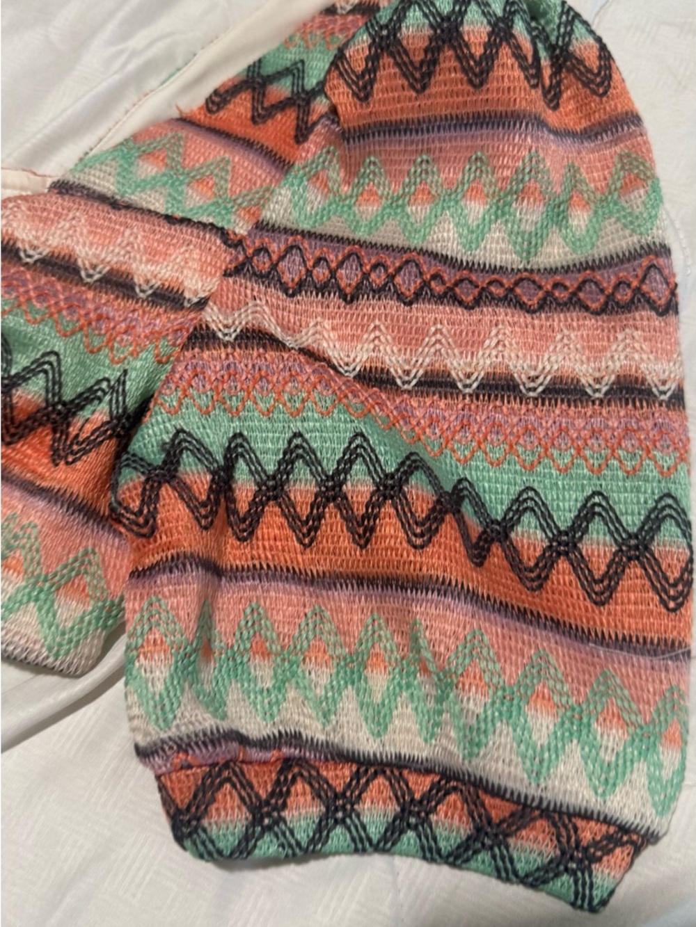 River Island Coral Mint Patterned Crop Top with Ring Detail - Picture 3 of 5
